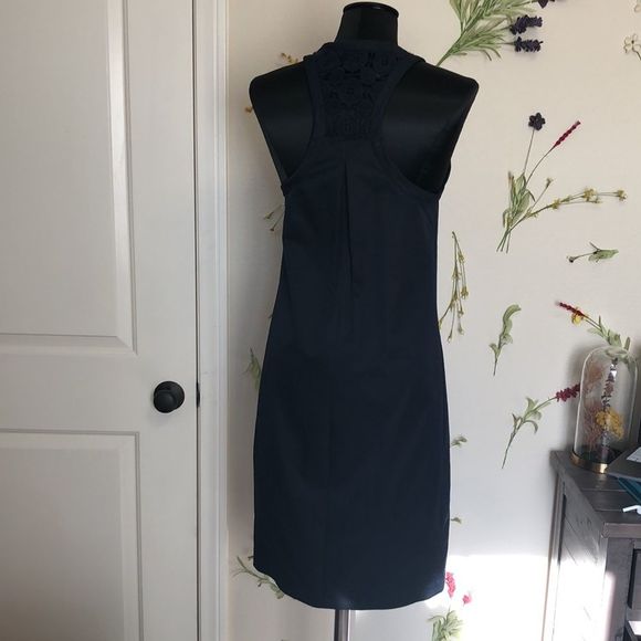 Poleci Crochet Dress - Picture 4 of 9